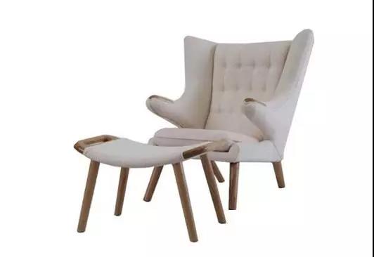 (熊椅,汉斯.瓦格纳,1951年)